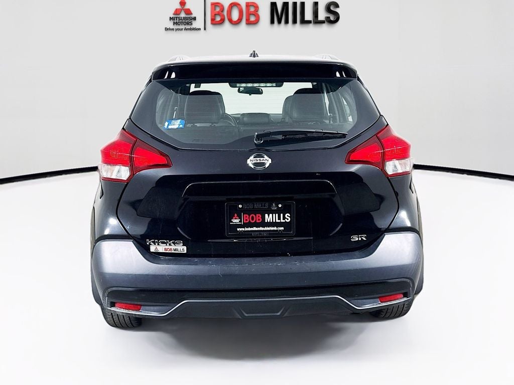 2019 Nissan Kicks SR