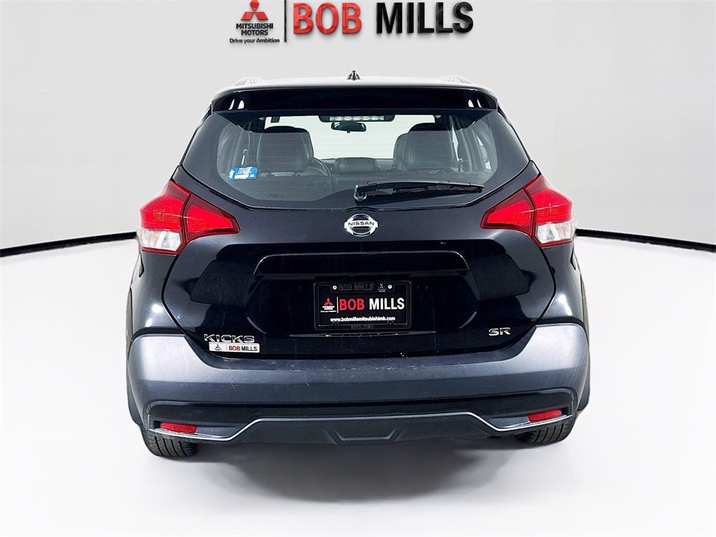 2019 Nissan Kicks SR