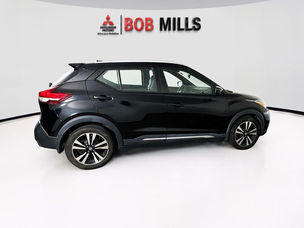 2019 Nissan Kicks SR