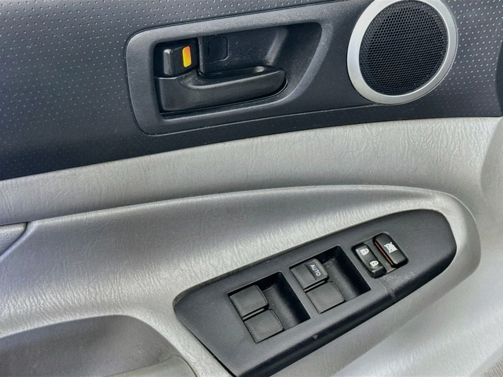 2012 Toyota Tacoma Base V6