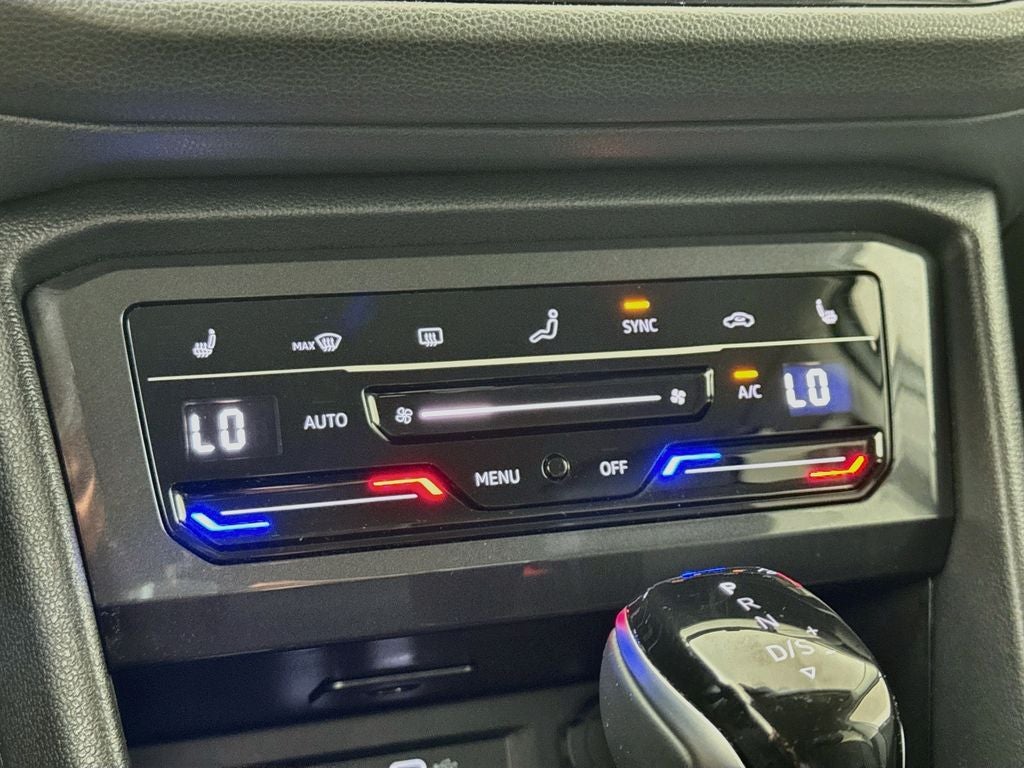 2024 Volkswagen Tiguan 2.0T Wolfsburg Edition