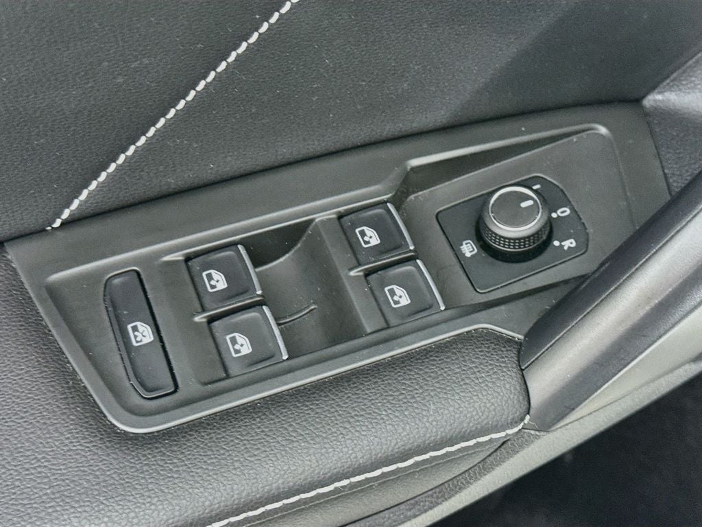 2024 Volkswagen Tiguan 2.0T Wolfsburg Edition