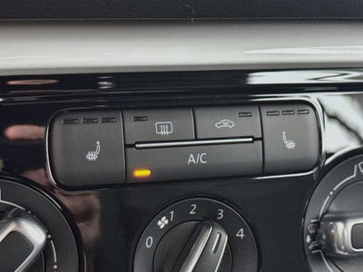 2018 Volkswagen Beetle 2.0T S