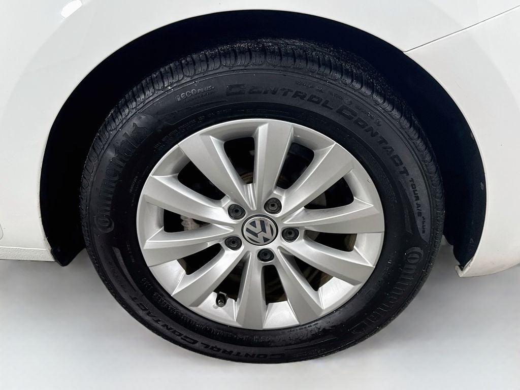 2018 Volkswagen Beetle 2.0T S