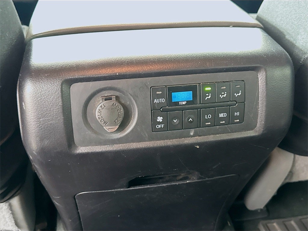 2016 Toyota Sequoia SR5 5.7L