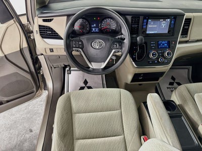 2016 Toyota Sienna LE 8 Passenger