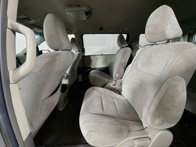 2016 Toyota Sienna LE 8 Passenger