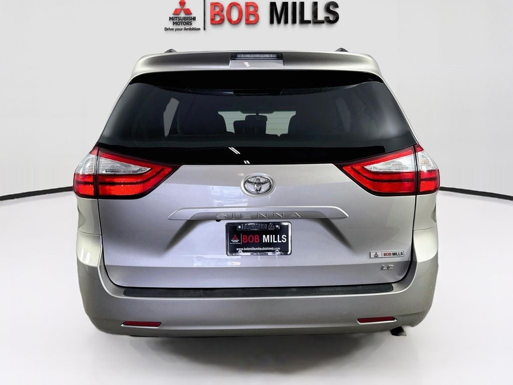 2016 Toyota Sienna LE 8 Passenger