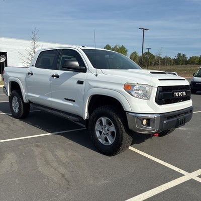 2017 Toyota Tundra SR5 Lift Lab