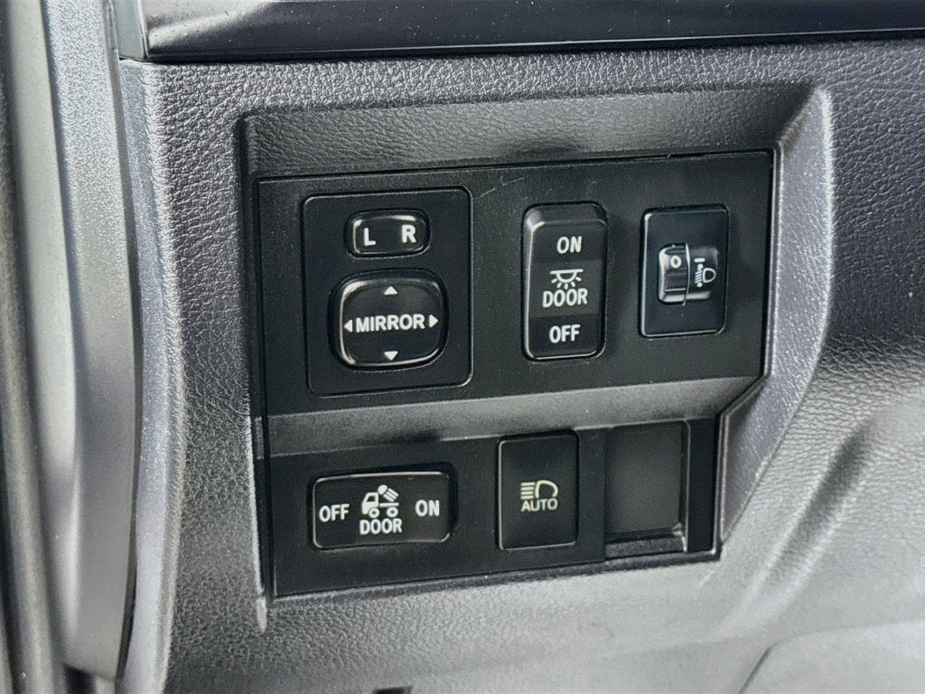 2020 Toyota Tundra SR
