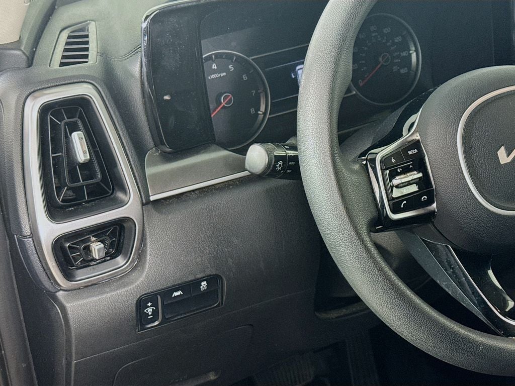 2022 Kia Sorento LX