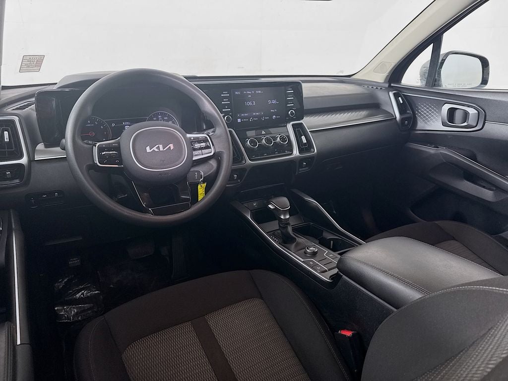 2022 Kia Sorento LX