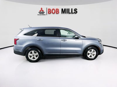 2022 Kia Sorento LX