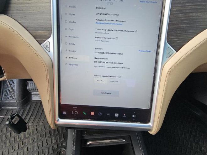 2016 Tesla Model S 70
