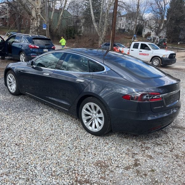 2016 Tesla Model S 75D