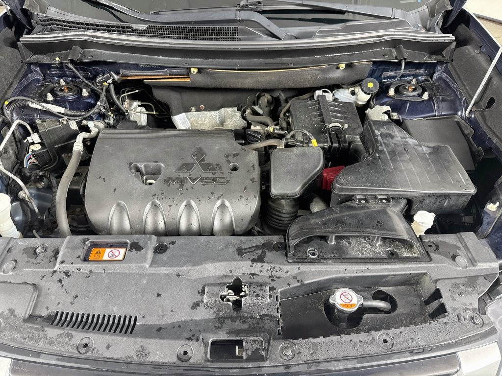 2016 Mitsubishi Outlander ES