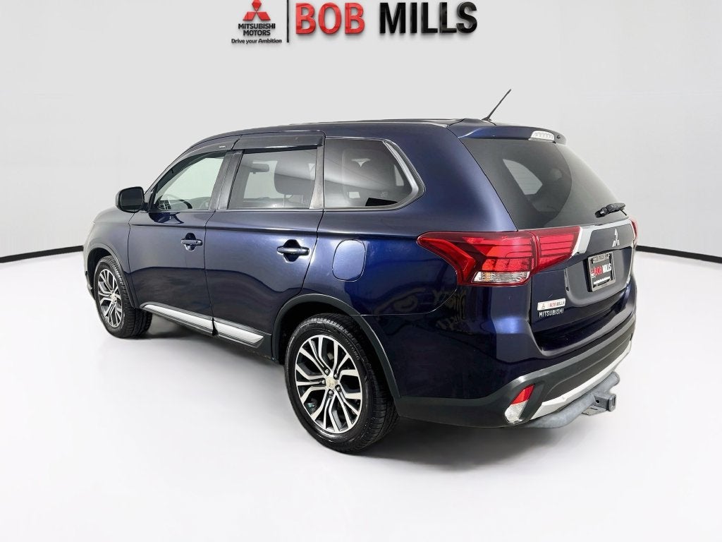 2016 Mitsubishi Outlander ES