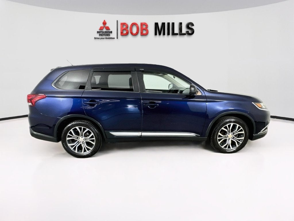 2016 Mitsubishi Outlander ES