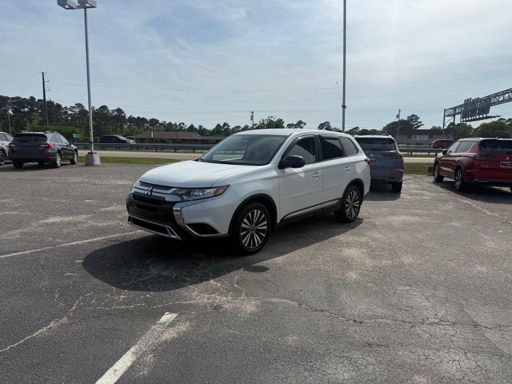2019 Mitsubishi Outlander ES
