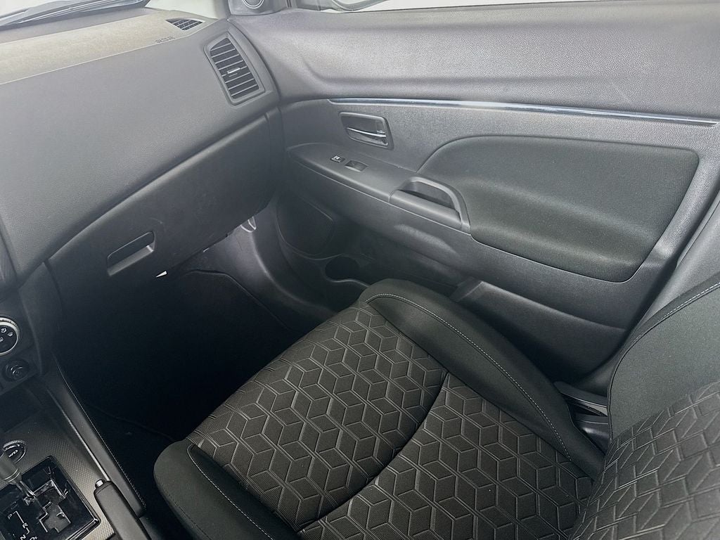 2024 Mitsubishi Outlander Sport 2.0 ES