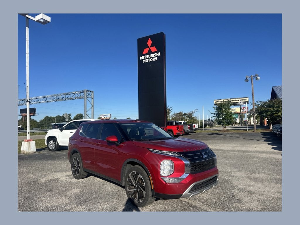 2022 Mitsubishi Outlander SE