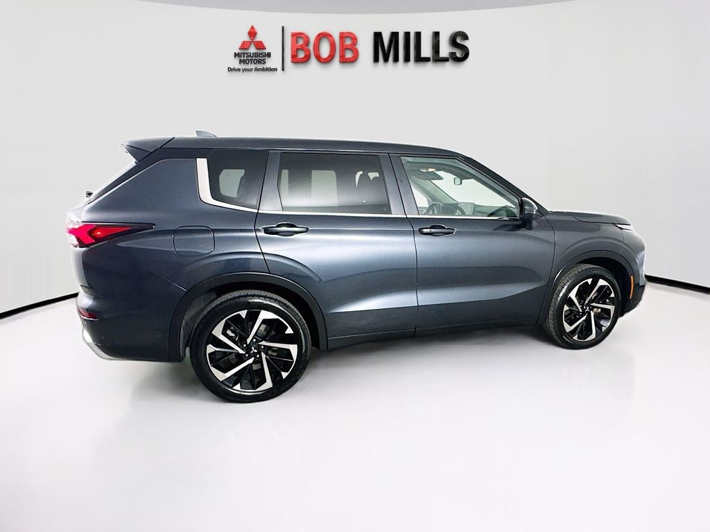 2024 Mitsubishi Outlander SE