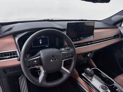 2025 Mitsubishi Outlander SEL