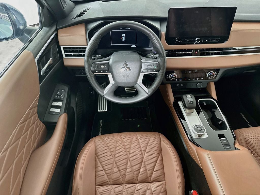 2025 Mitsubishi Outlander SEL