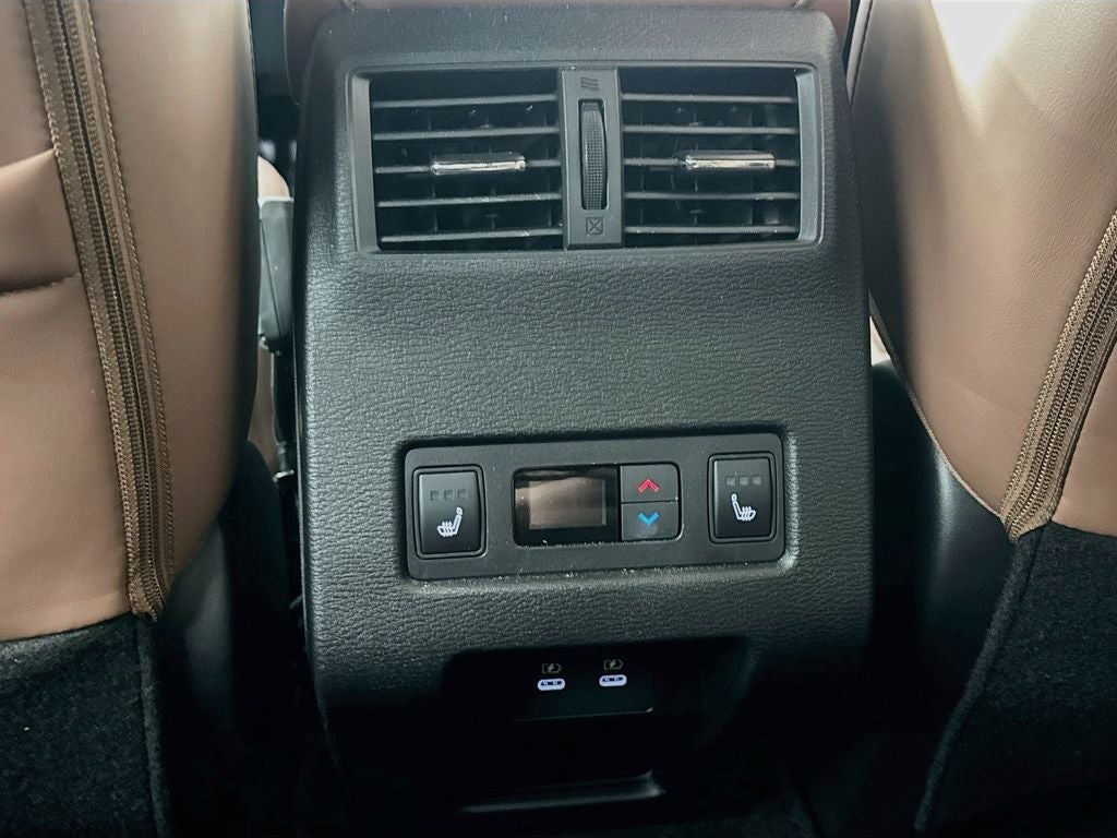 2025 Mitsubishi Outlander SEL