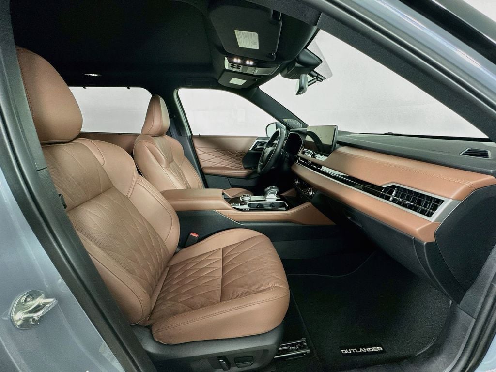 2025 Mitsubishi Outlander SEL