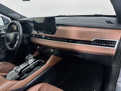 2025 Mitsubishi Outlander SEL