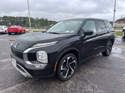 2024 Mitsubishi Outlander SE