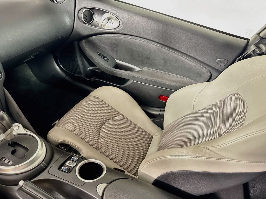 2016 Nissan 370Z Touring Sport