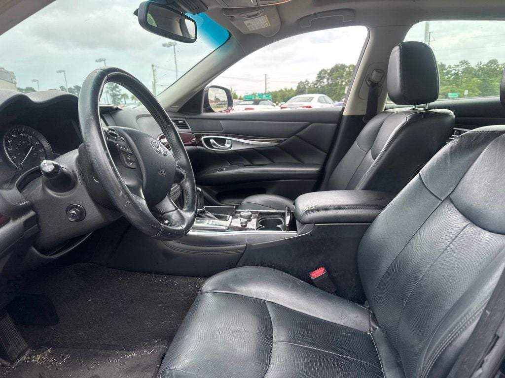 2015 INFINITI Q70L 3.7