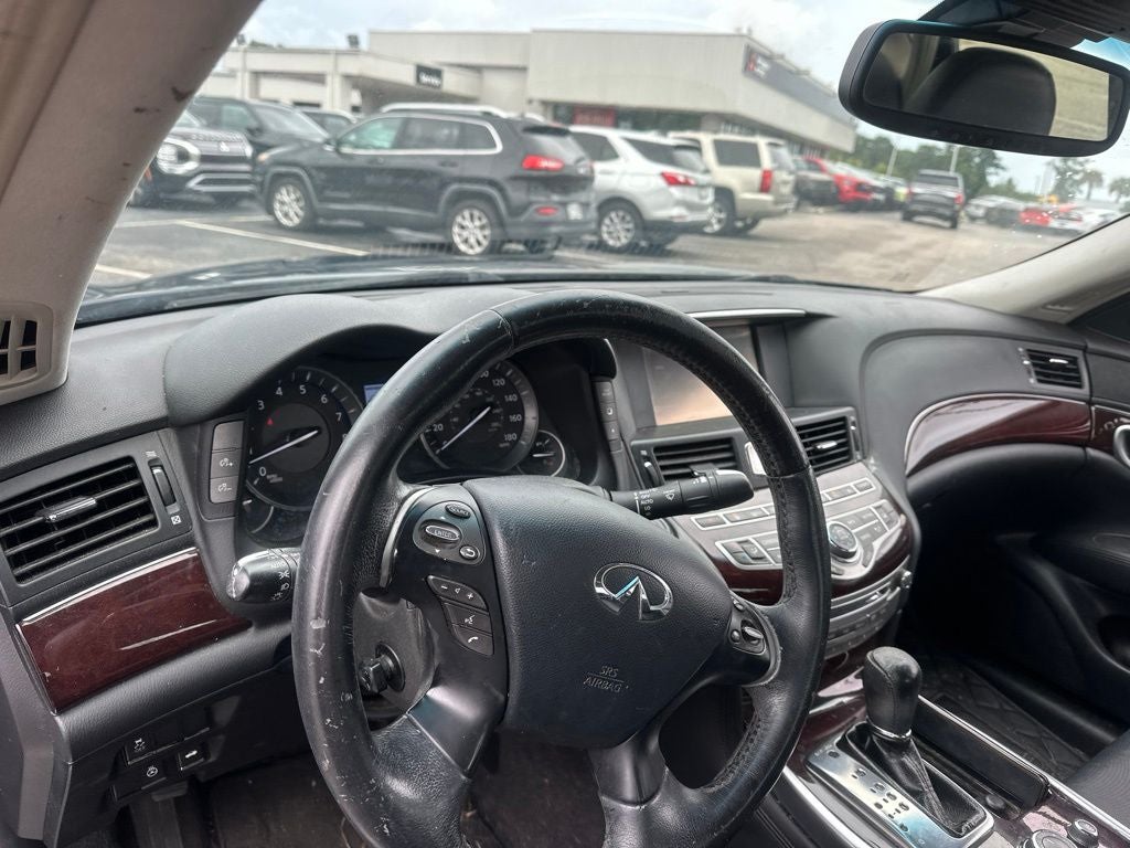 2015 INFINITI Q70L 3.7