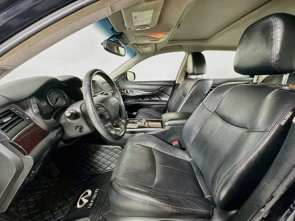 2015 INFINITI Q70L 3.7
