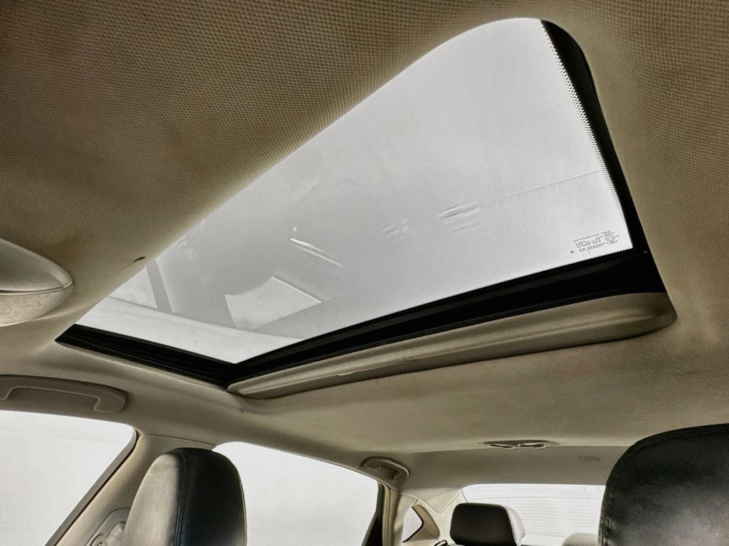 2015 INFINITI Q70L 3.7