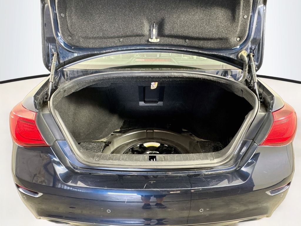 2015 INFINITI Q70L 3.7