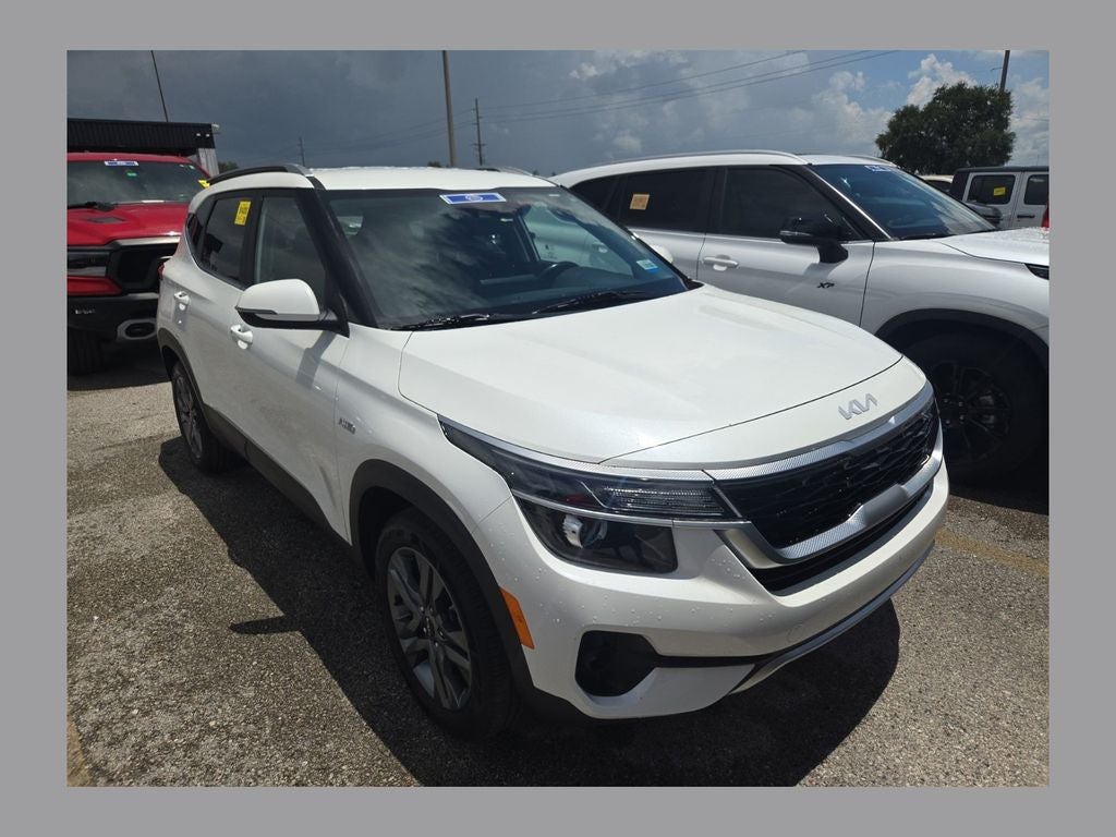 2022 Kia Seltos S