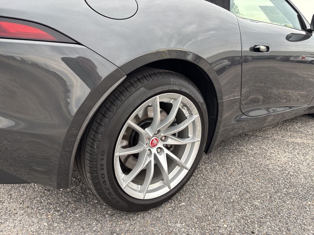 2018 Jaguar F-TYPE Base