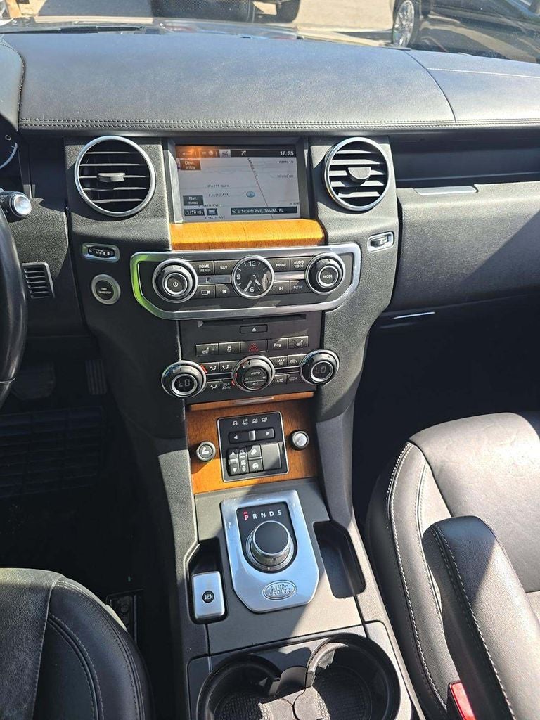 2016 Land Rover LR4 HSE LUX