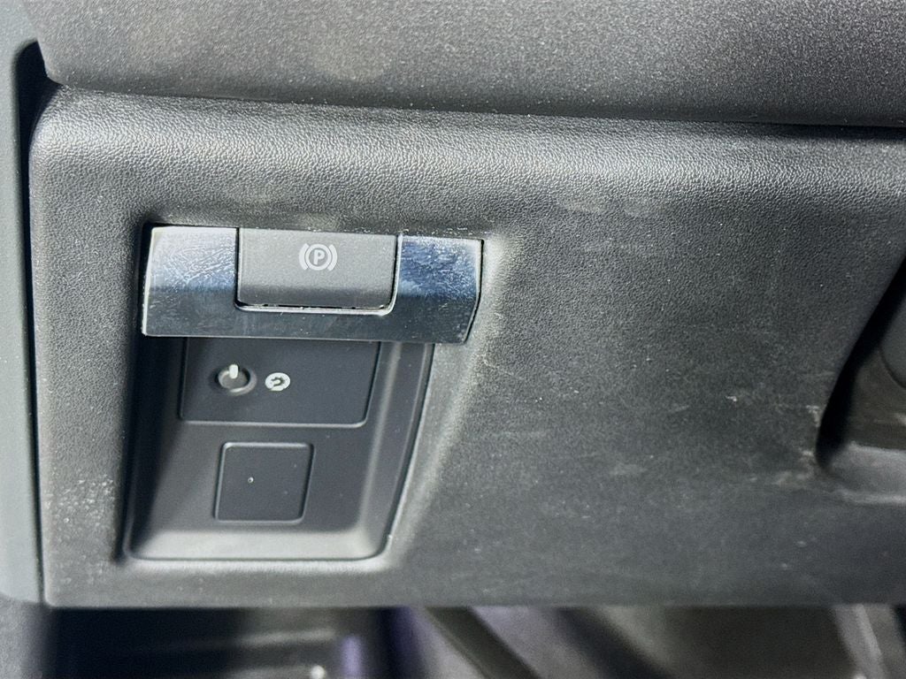 2021 Land Rover Defender 110 X-Dynamic SE