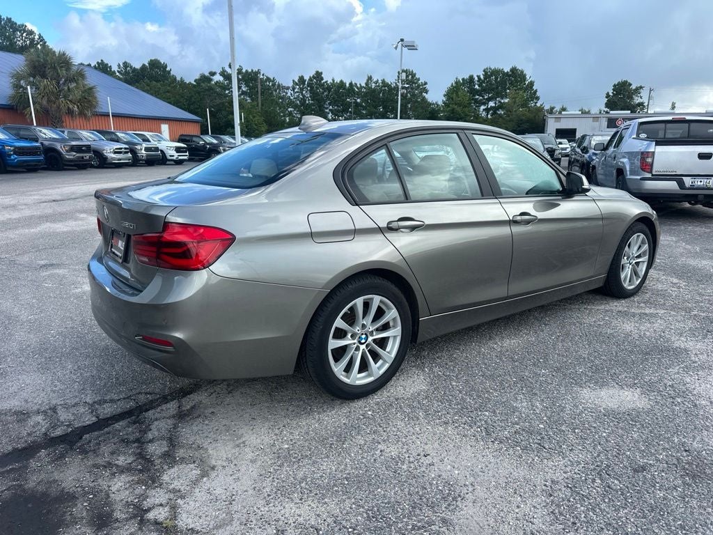 2017 BMW 3 Series 320i